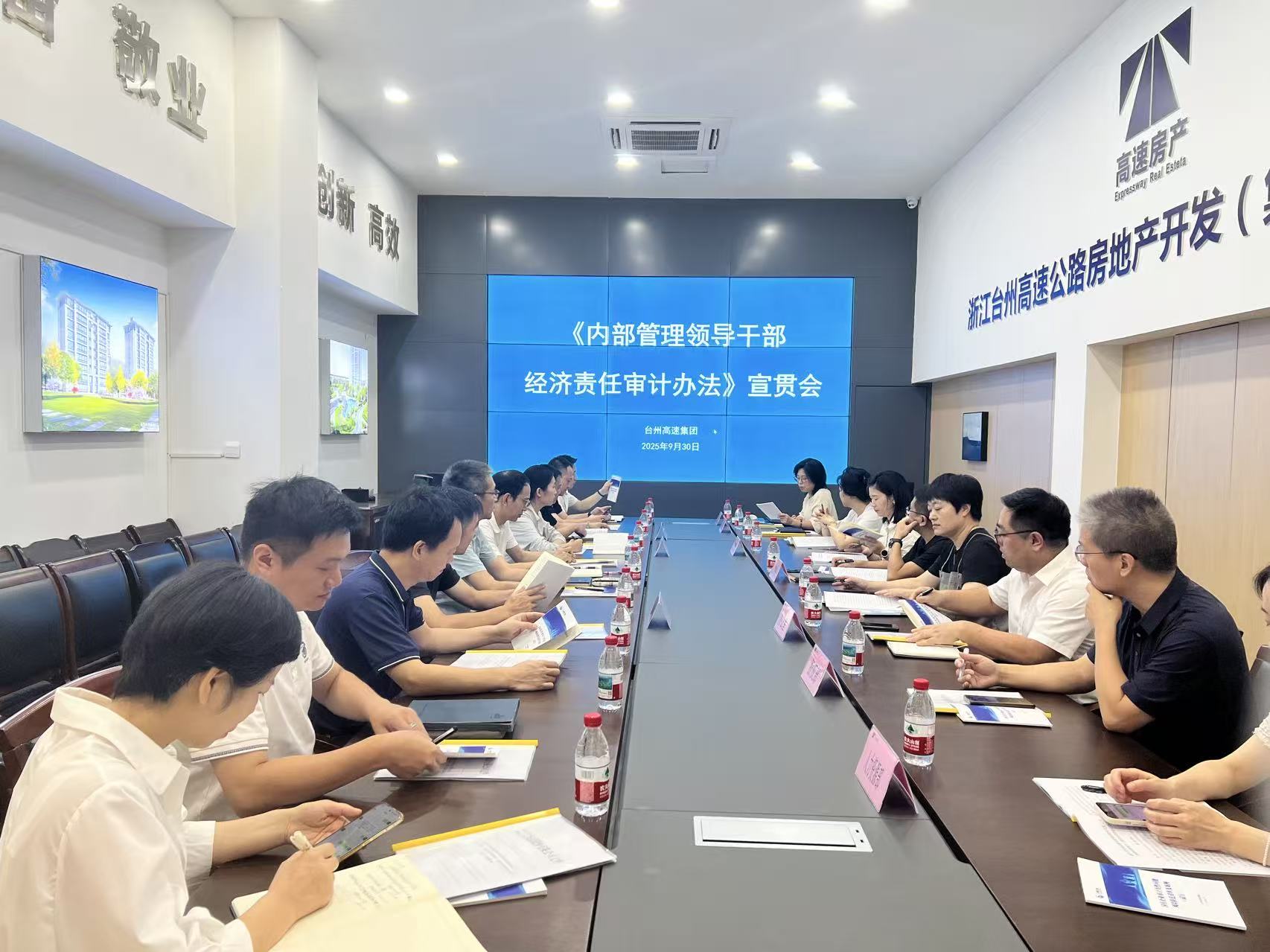 1759223032953295.jpg b850ba266fe62915c16dc4ebd2c4e7cc.jpg